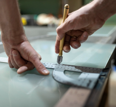 Why Is Picture Frame Glass Repair Better Than Replacement?